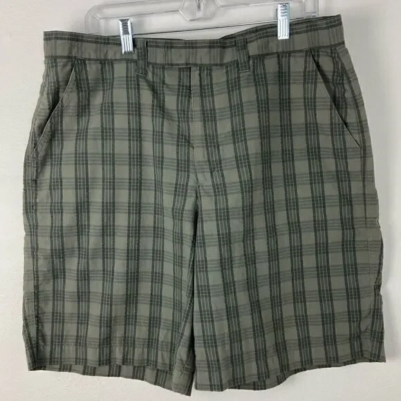 Patagonia Men’s Plaid Bermuda Shorts Hiking Outdoor Preforming‎ Size 36