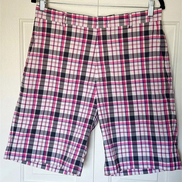 Walter Hagen Perfect 11 Collection Men's Golf Shorts. Size W32