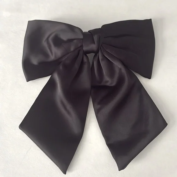 2/$20 🖤Black Satin Bow Barrette