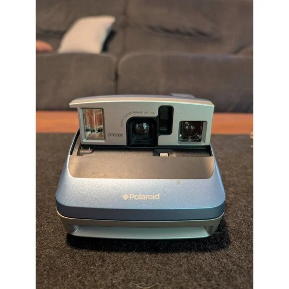 Polaroid One600 Instant Film Camera Blue Untested