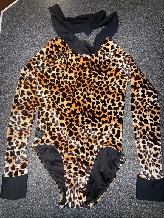 Kandi Kouture Leopard Print Velvet Bodysuit/Leotard Size Child Large (7/8)