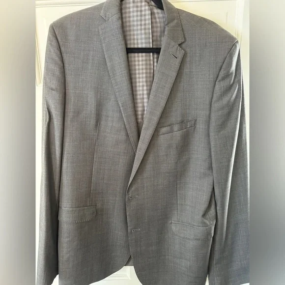 Ben Sherman medium gray lightweight suit with pants