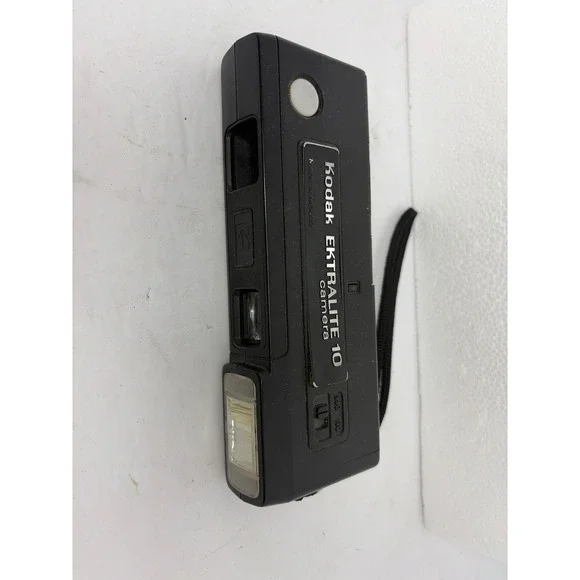 Kodak Ektralite 10 Pocket Camera Vintage 110 Film Point and Shoot Black