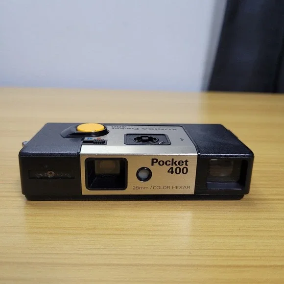 Konica Pocket 400 110 Film Camera Missing‎ Battery Cover For Parts