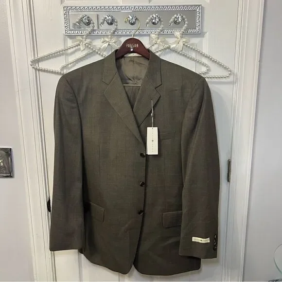 NEW Joseph Abbound Suit Set