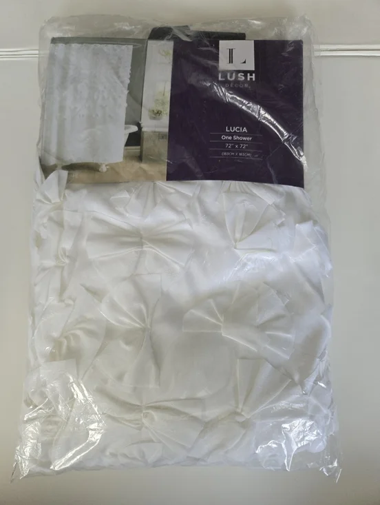 NWT Lush Decor Lucia White Shower Curtain 72x72 Textured Floral Rosette