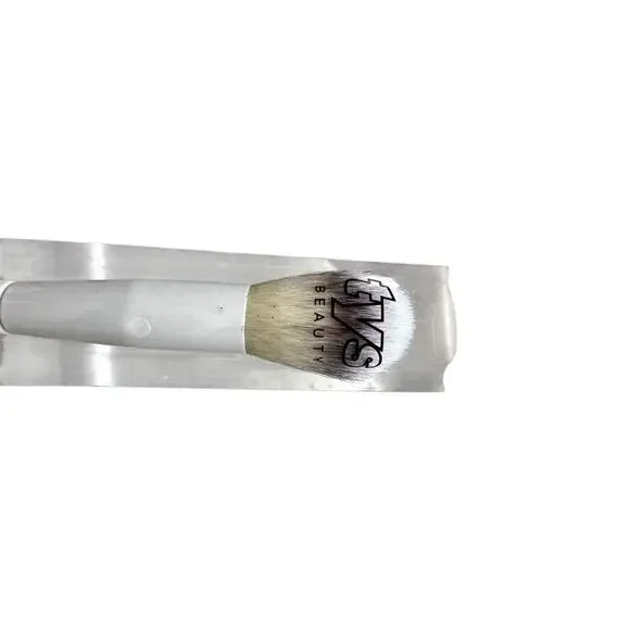 TYS Beauty Highlighter Brush