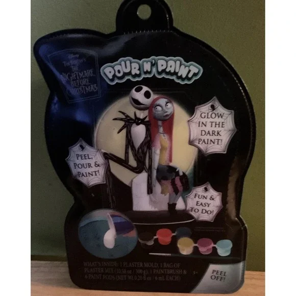 Tara Toy LLC Disney's Tim Burton Night Before Christmas Peel N' Pour,  Craft Kit