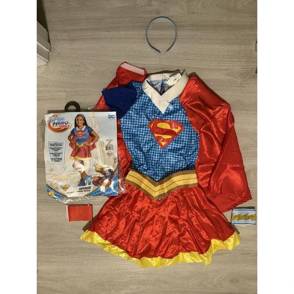 DC Super Hero Girls Supergirl Costume Dress Up Halloween Cosplay - Size 4-6