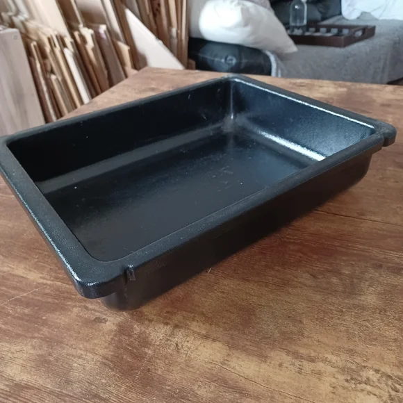 Multi purpose utility tub