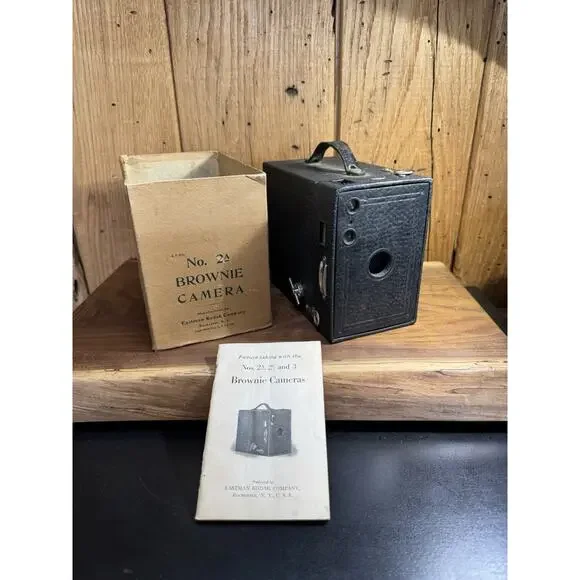Kodak Brownie No. 2A Box Camera w/ Original Box & Instructions 1910s-30s