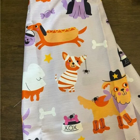 Betsey Johnson Halloween Cute Costume Dogs Fabric Shower Curtain Set