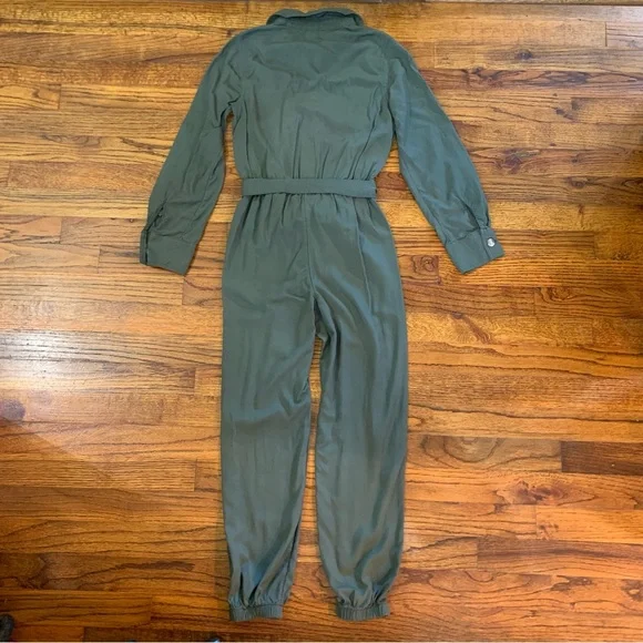 Justice Green Belted Romper Jumpsuit Viscose Silk Material Size 8 Medium