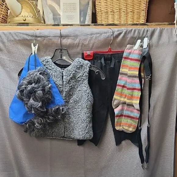 Gnome/dwarf Costume Childs Size‎ 4-5