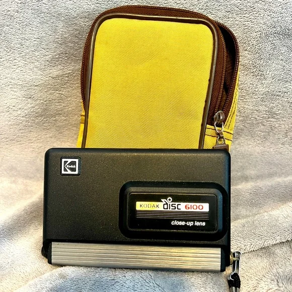 Vintage 1980s Kodak Disc 6100 Camera Close Up Lens with Carry Case Works!