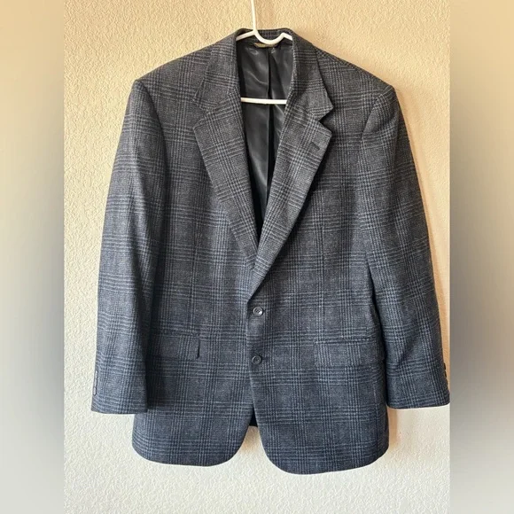 Racquet‎ Club Men’s Blazer size 44 vintage tailored in USA in mint condition