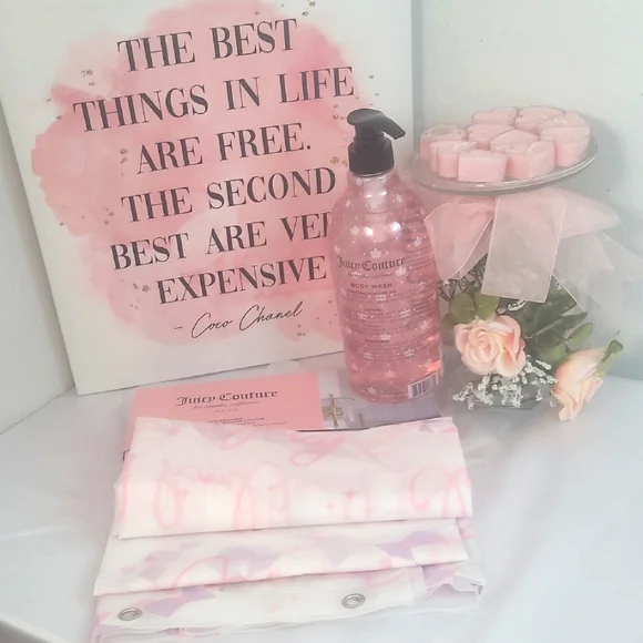 1967  Juicy Couture Shower  Curtain Pink Body Wash NWT