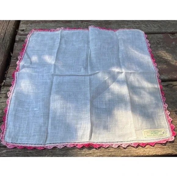 Vintage NWT Irish Linen Handkerchief With Pink Crochet Lace Trim‎
