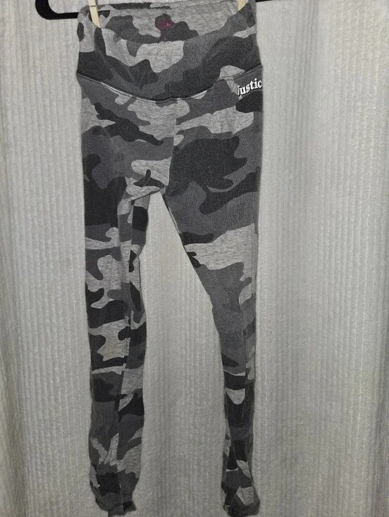Justice Grey Camo Leggings - L