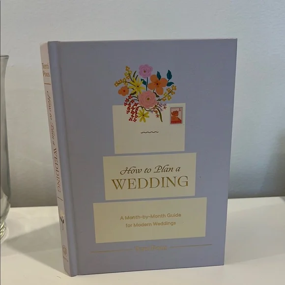How to Plan a Wedding Book NWT