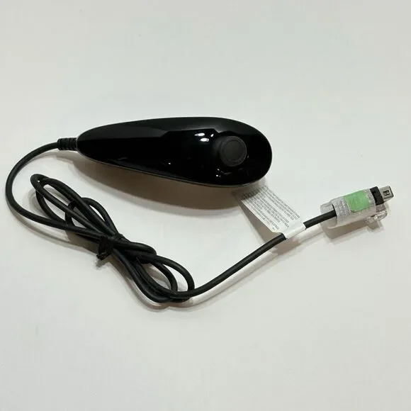 Nintendo Wii Nunchuk (RVL-004) Navigation Controller/Nunchuck