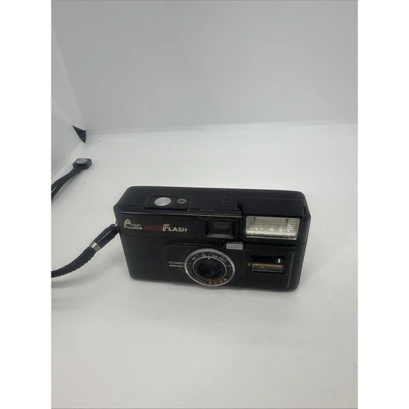 Fuji Pocket Fujica 350 Flash Black Point & Shoot 110 Film Camera w/ strap