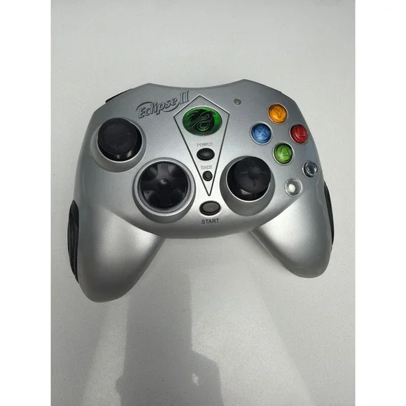 Pelican Eclipse II Wireless Controller for Original Xbox Silver PL-2020
