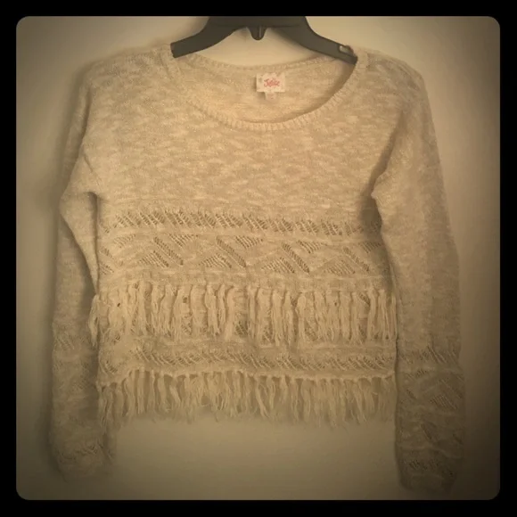 2/$25 ⬇️ Listing - Justice Girls Metallic Thread Knit Fringed Trimmed Sweater