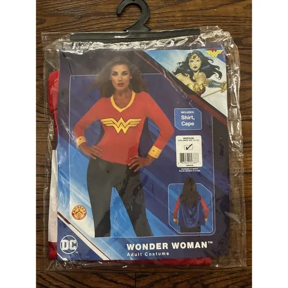 Wonder Woman Halloween Costume Adult Medium 10-14 Rubies shirt cape