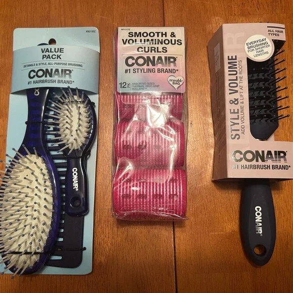 Conair Hairbrush’s and Rollers Set / Bundle