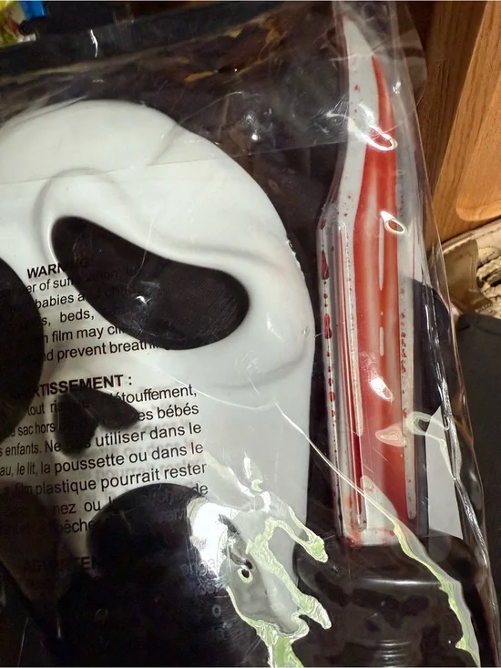 Scream White and Black Ghost Mask, Robe with Red Faux Knife Prop Costume kids xl