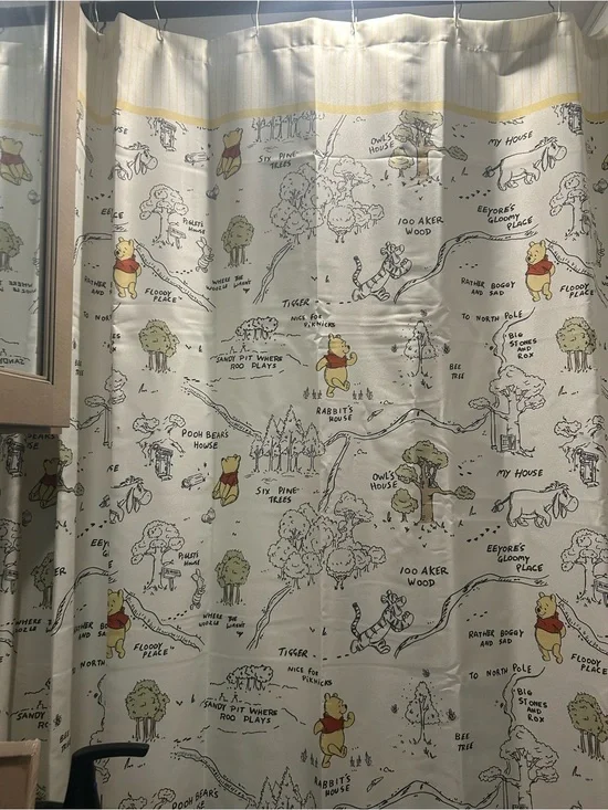 The Big One Winnie the Pooh Cream and Yellow Illustrated Bath Set