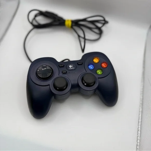 Logitech Gamepad‎ Genuine F310 USB Controller Gamer Video Game