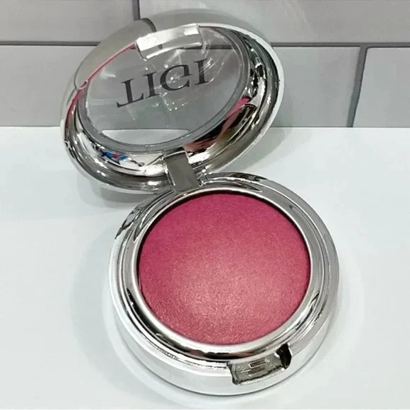TIGI Cosmetics Brilliance Glow Blush