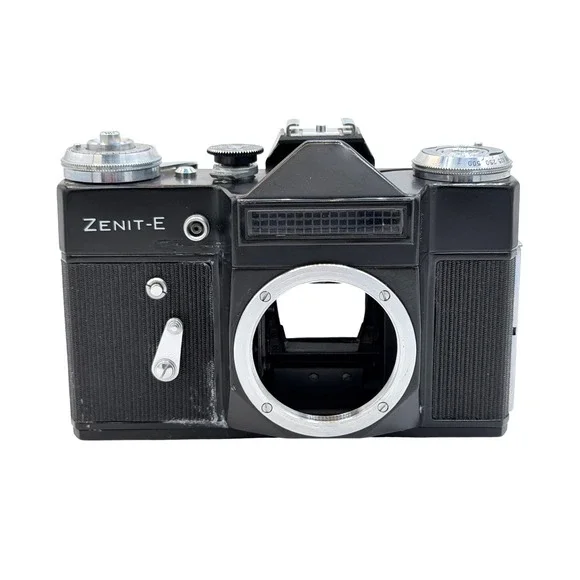 Zenit-E 35mm Film SLR Camera Body Black Soviet USSR M42 Mount Vintage 73017900