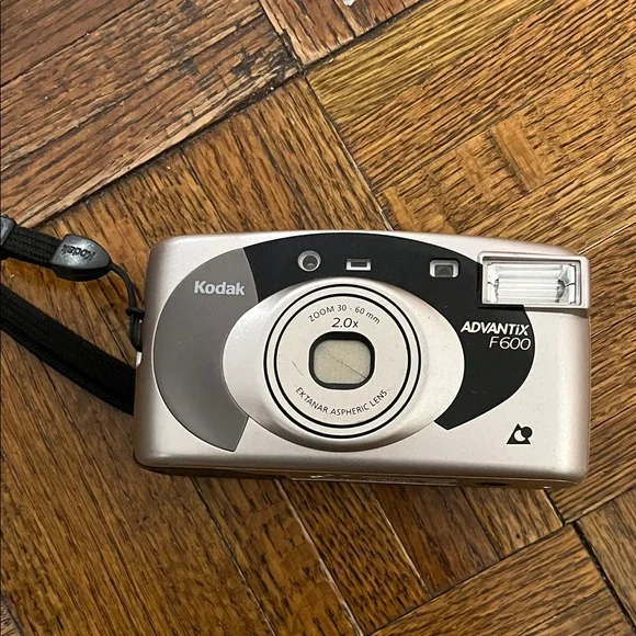 Kodak Advantix F600 Black and Silver Camera