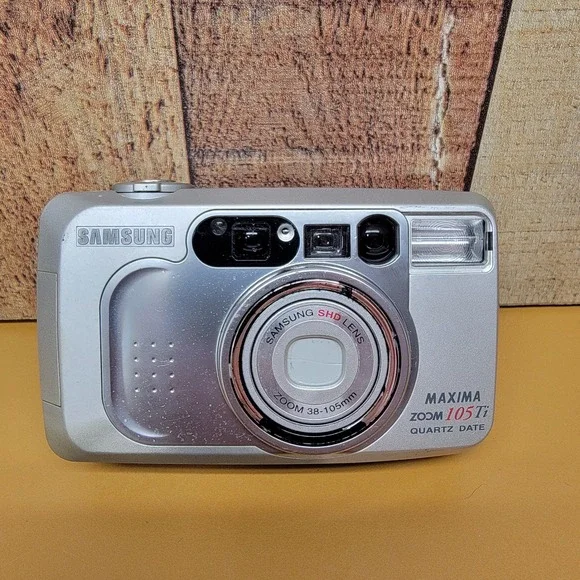 Samsung Maxima Zoom 105Ti Quartz Date 35mm Film Camera Silver 38-105mm SHD Lens