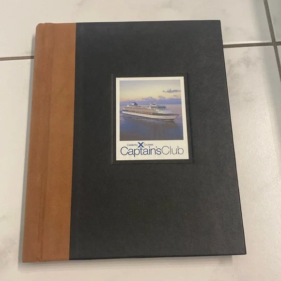 NWOT Celebrity cruises Voyages travel journal Evelyn Loeb Captains Club🚢