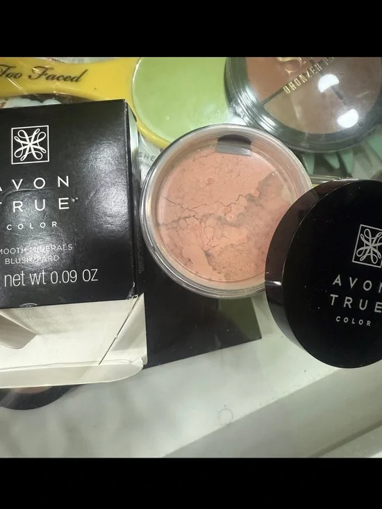 Avon Smooth Minerals Blush Radiance