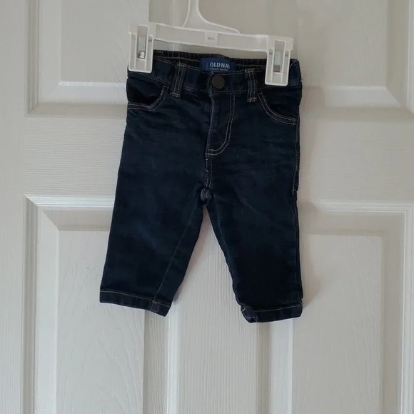 🌼Super Cute Old Navy Jeans Size 3-6 Months