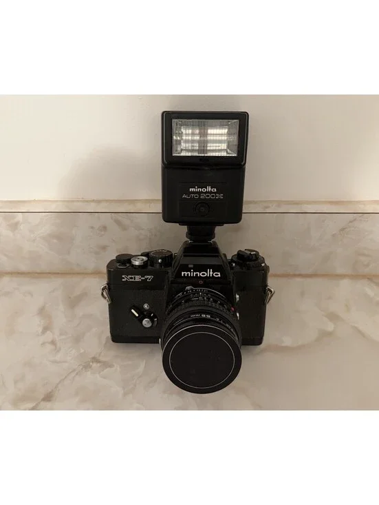Vintage 1970s Minolta XE-7 35mm SLR Leica Design + 55mm Rokkor Lens & 200x Flash