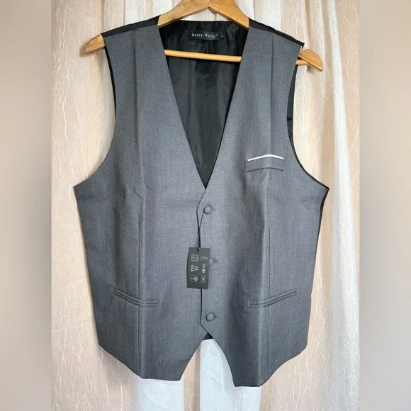 NWT Barry.Wang Vest