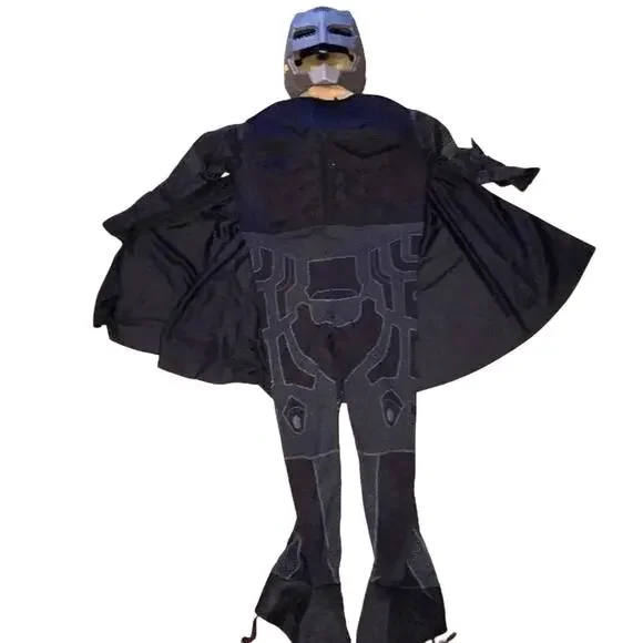Batman Deluxe Costume Youth MD Costume Jumpsuit Cape Electronic Voice Mask