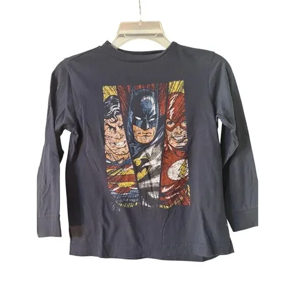 Old Navy Marvel T-shirt One Spot Pictured Boys Size Small