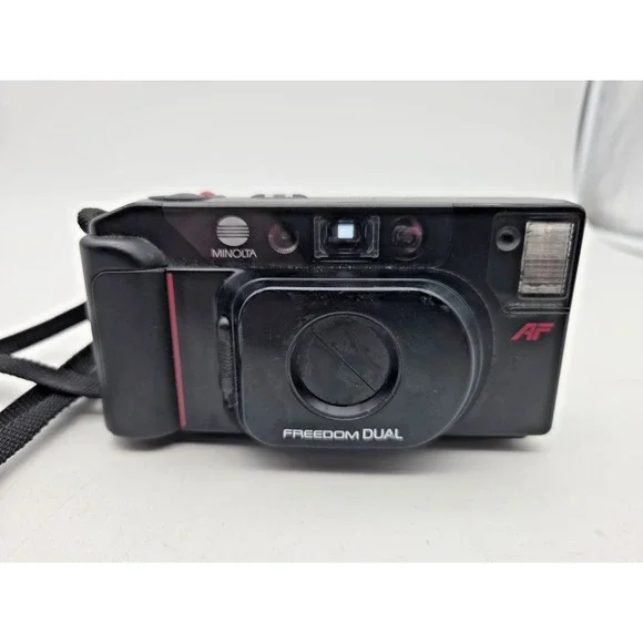 Minolta Freedom Dual AF 35mm Film Point and Shoot Camera Japan - For Parts