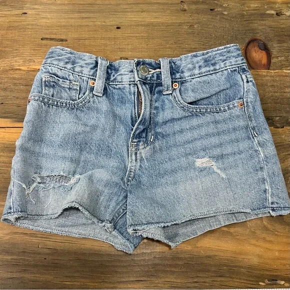 Old Navy Denim Shorts Distressed High Rise Frayed Hem Light‎ Wash Size 8