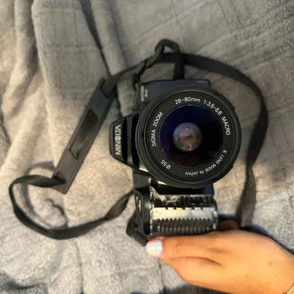 Minolta Maxxuim 3xi black film camera
