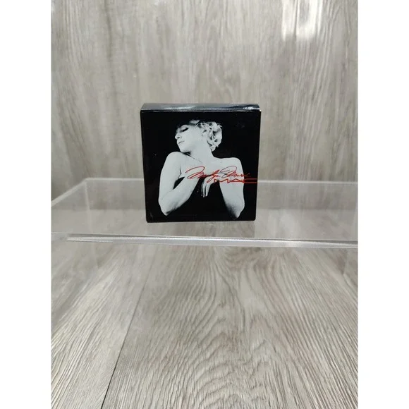 MAC Marilyn Monroe Powder Blush‎ Legendary Pale Soft Coral Peach Satin New