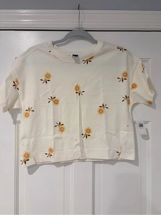 Old Navy Cream Tee with Subtle Floral Accent
