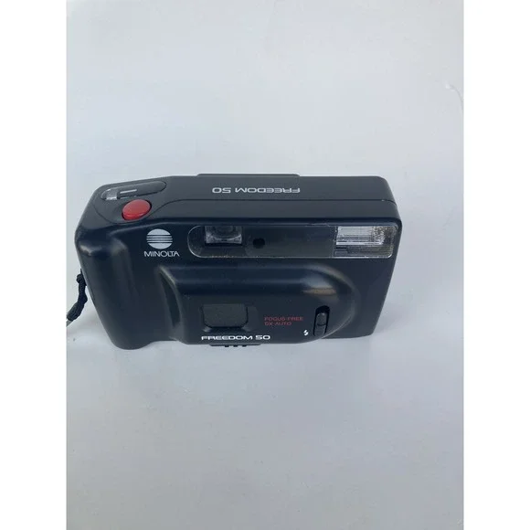 Vintage Minolta Freedom 50 35mm Point and Shoot Film Camera UNTESTED